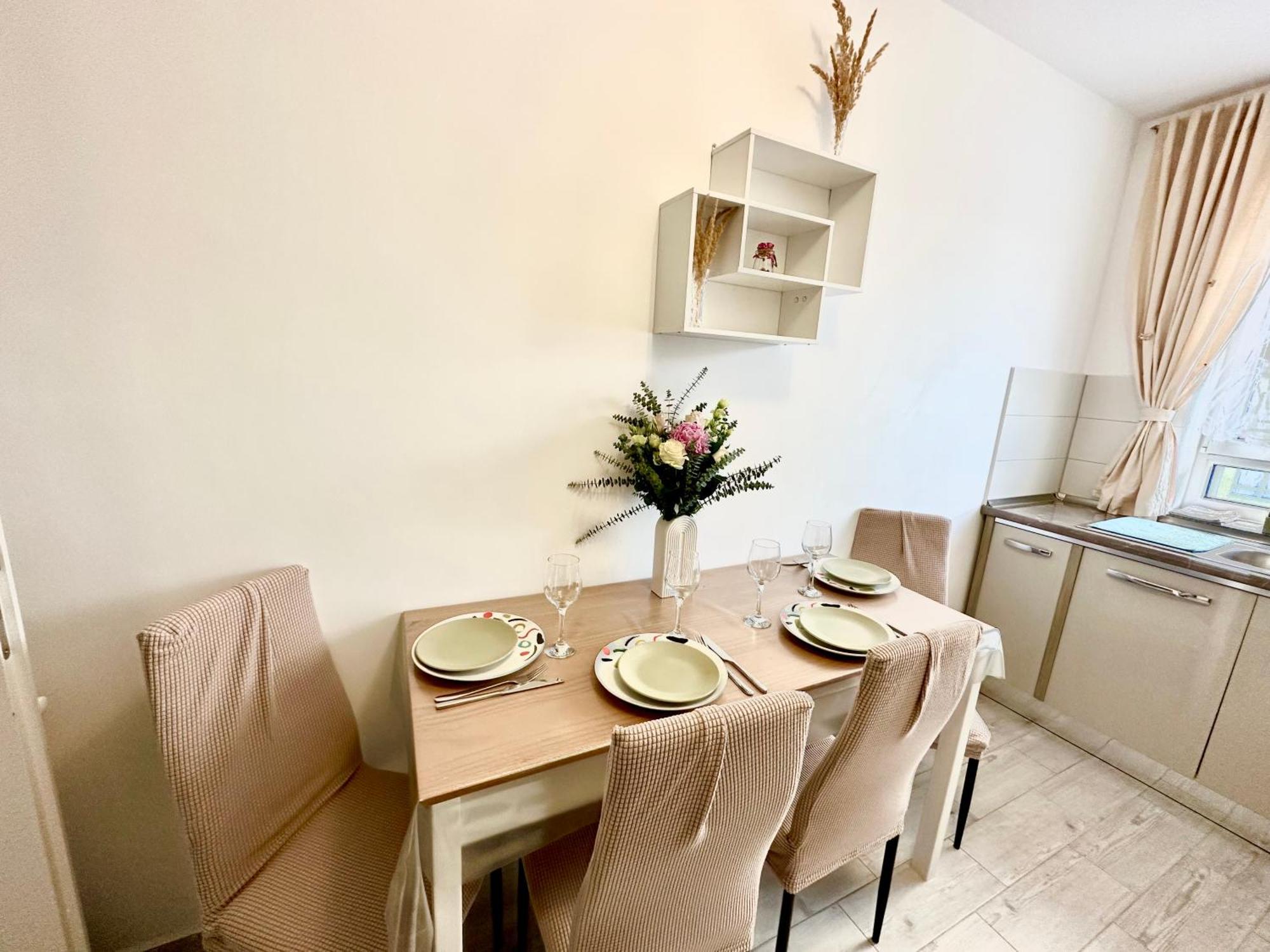 Happy Home Avantgarden ブラショフ エクステリア 写真